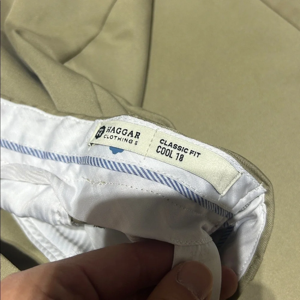 Haggar Clothing Khaki Chino Pants (Men’s 34 x 30) (Classic Fit)